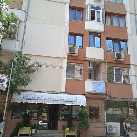 Джессика Апартмент Veliko Turnovo Bagian luar foto